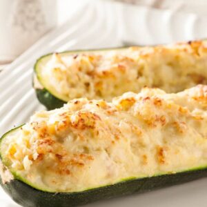 Calabacín relleno de atún